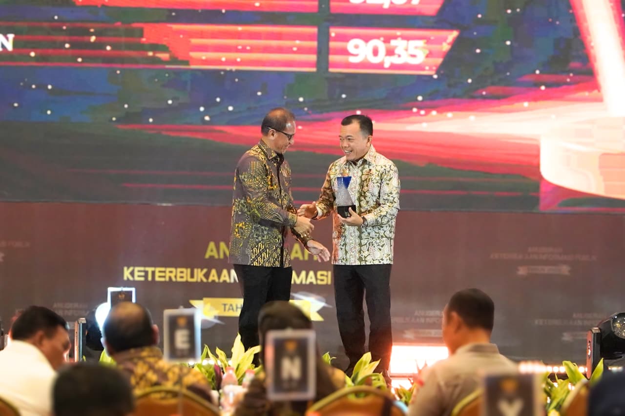 Pertama Kalinya, Jambi Raih Anugerah Keterbukaan Informasi Publik 2025