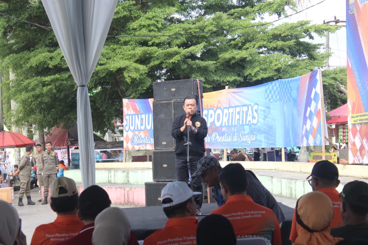 Gubernur Al Haris Buka Loba Pacu Perahu, Multiplayer Sungai Batanghari Bersih, Dukung Ekonomi Masyarakat