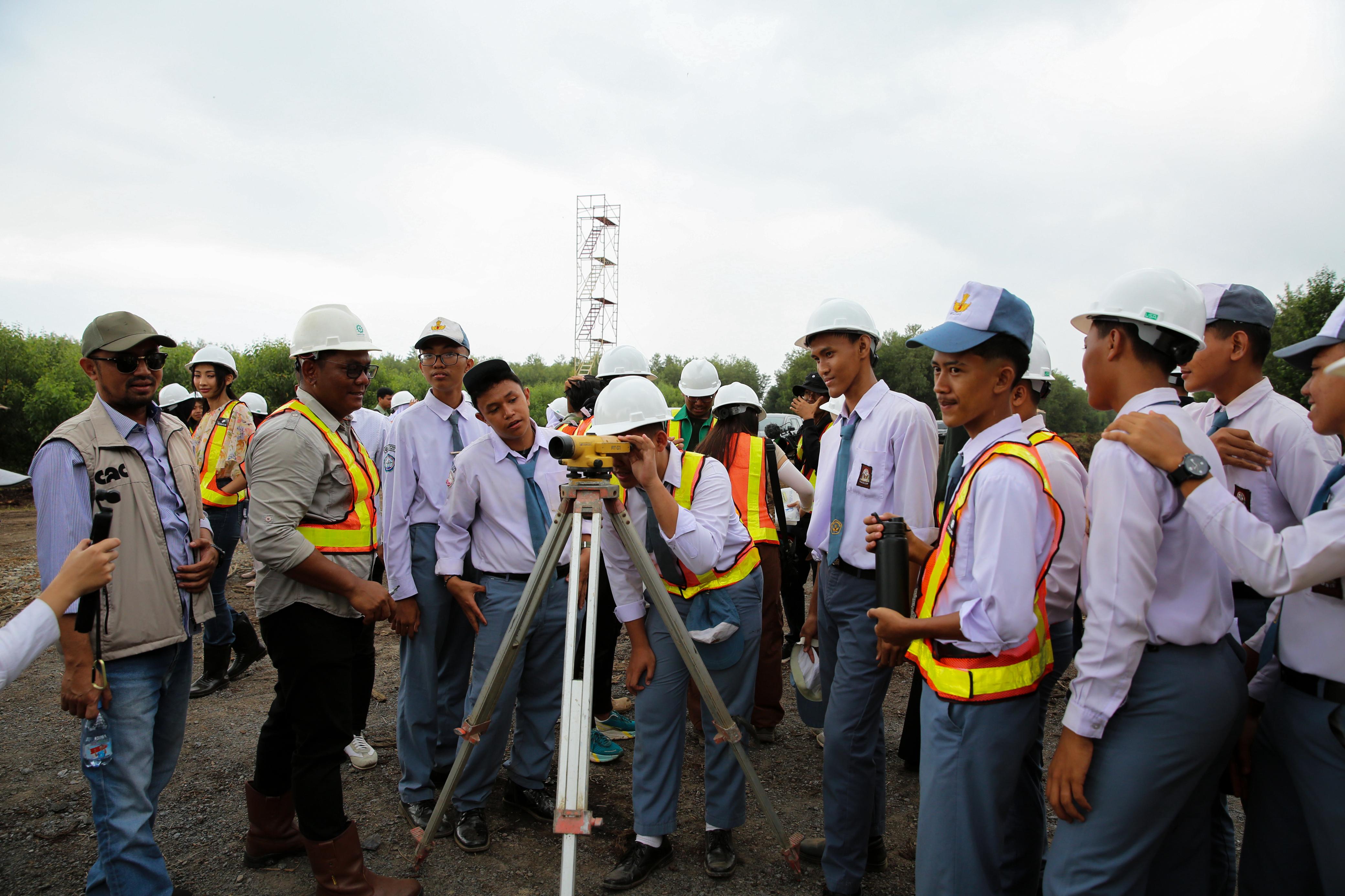 KLH Bersama APP Group Ajak Generasi Muda Kenali Pengelolaan Ekosistem Gambut melalui Program KELANA di Jambi