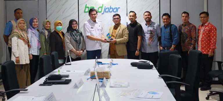 Perkuat Kebijakan Riset dan HAKI, Komisi I DPRD Jambi Studi Banding ke BP2D Jawa Barat