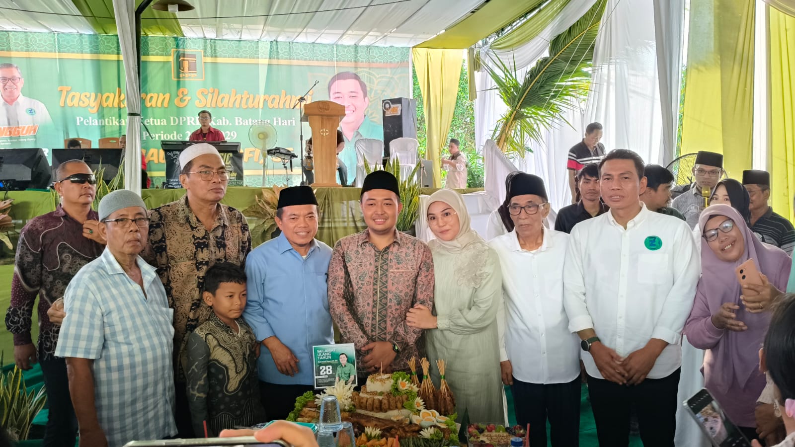 Al Haris dan Fadhil-Bachtiar Kompak Hadiri Tasyakuran Ketua DPRD Batanghari