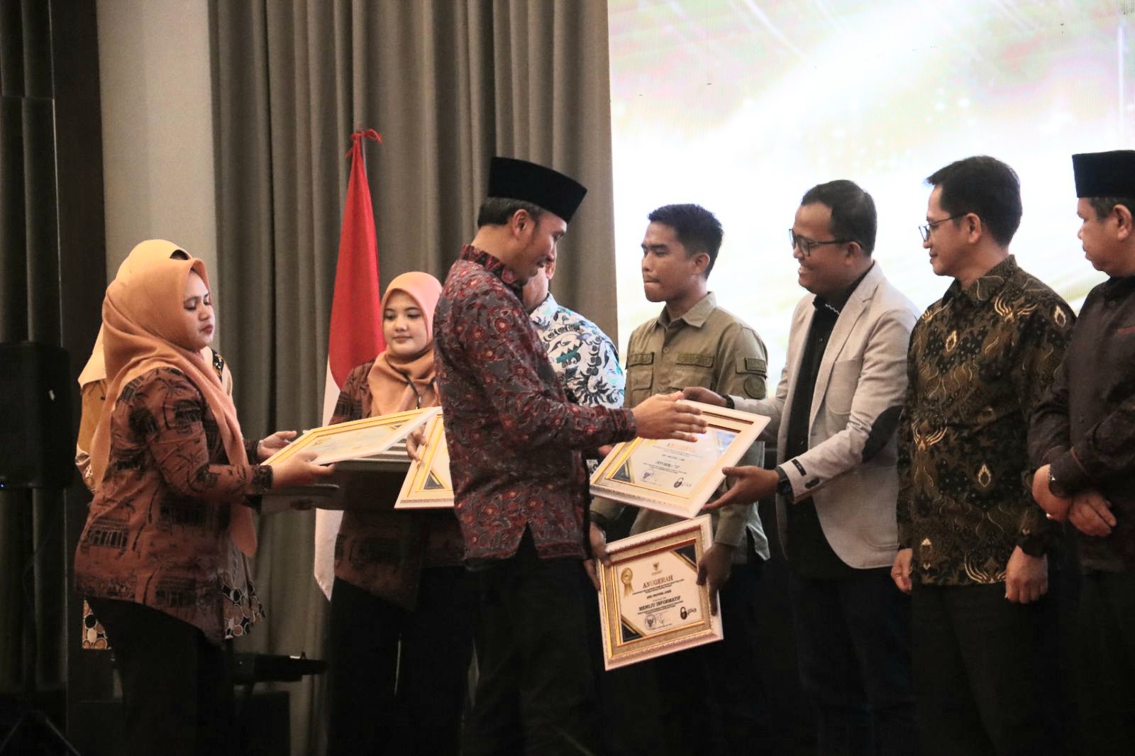 KPU Provinsi Jambi Pertahankan Predikat Informatif