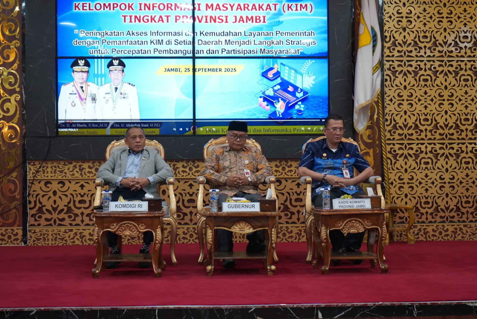 Mantap dan Berkelas!!! Jadi Narasumber KIM, Kadis Kominfo Ariansyah Tampilkan Perkenalan dengan AI