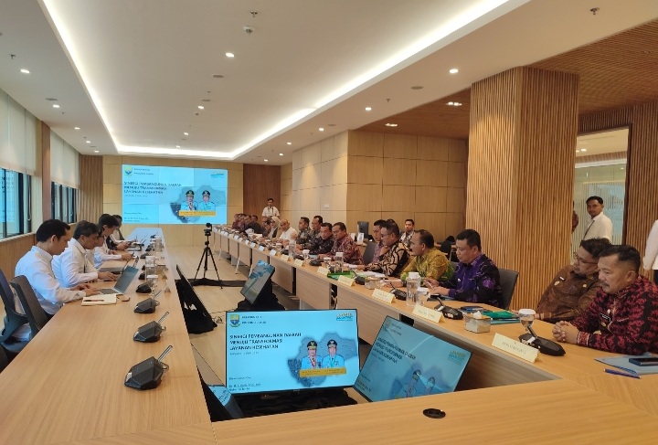 Audiensi dengan Menkes, Gubernur Al Haris Dorong Pemerataan dan Penguatan Layanan Kesehatan Daerah