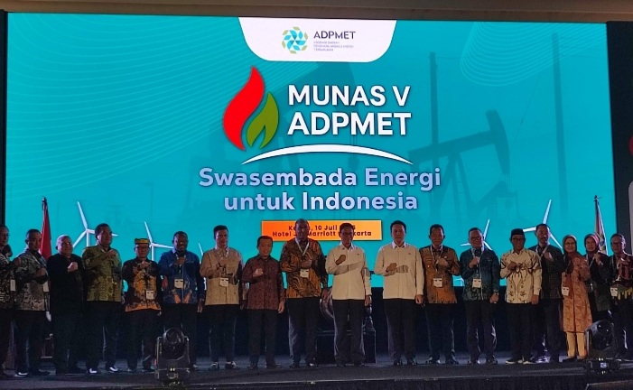 Gubernur Jambi Al Haris Hadiri Musyawarah Nasional V ADPMET di Jakarta