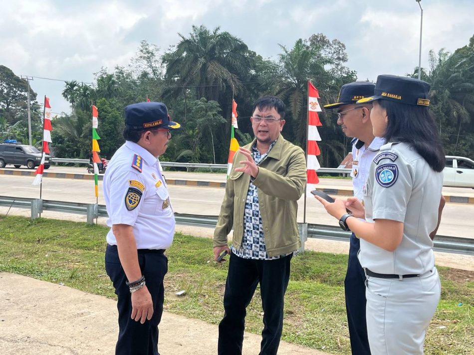 Pasar Tradisional Sungai Rengas Sumber Kemacetan Parah, Waka DPRD Ivan Wirata sebut Harus Ditertibkan