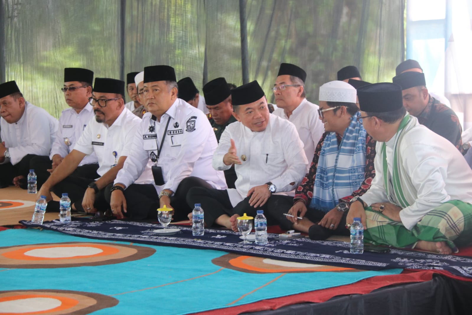 Gubernur Al Haris Halal Bi Halal Bersama Masyarakat Tanjung Raden