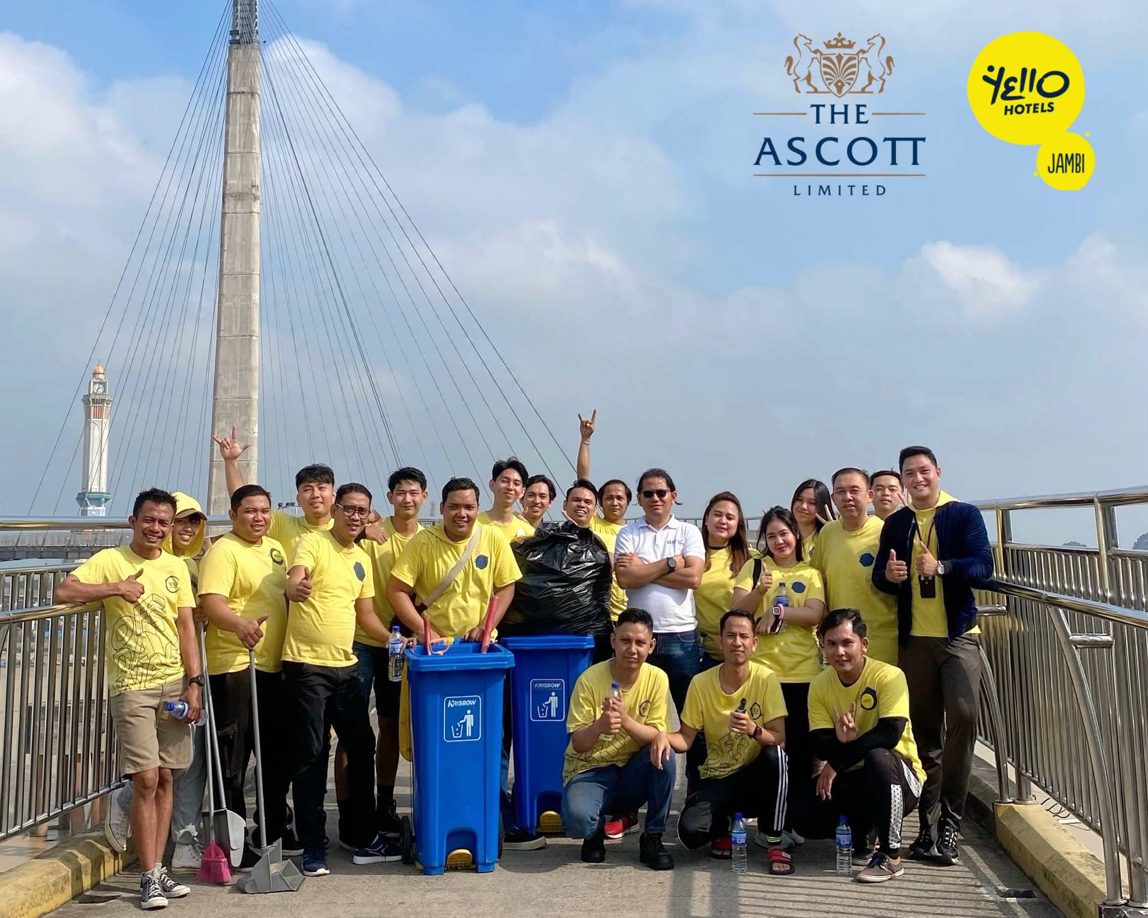   Yello Hotel Jambi Kepedulian Lingkungan dengan Aksi World Clean Up Day 2023 di Gentala Arasy